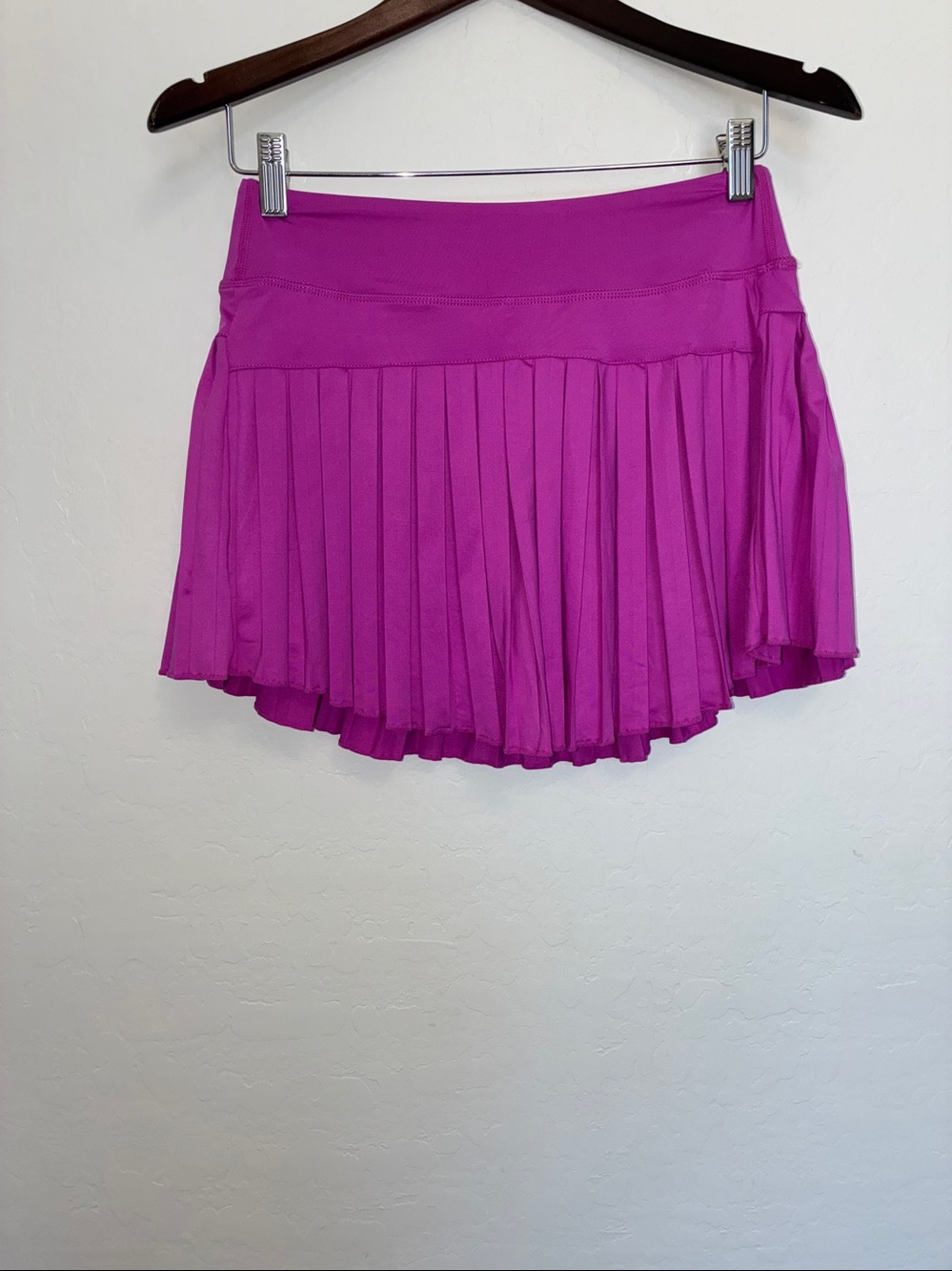 GB Magenta Pleated Tennis Skort XL Athletic Activewear Built-In Shorts - Picture 3 of 8
